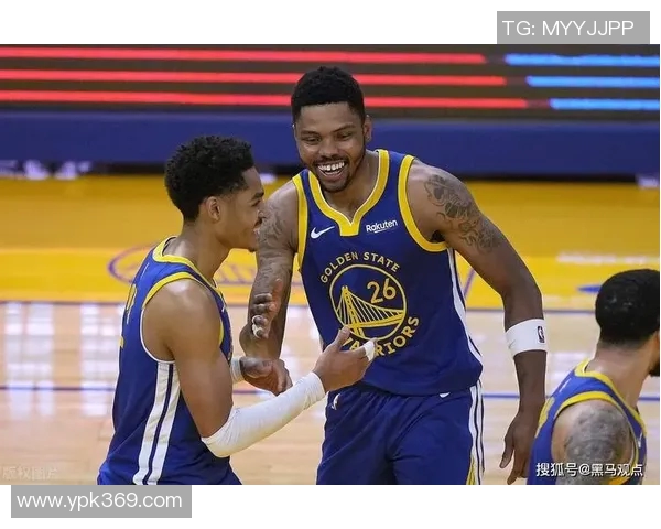 南京篮球队包夹战术解析及其对比赛的影响探讨 南京篮球队包夹战术解析及其对比赛的影响探讨