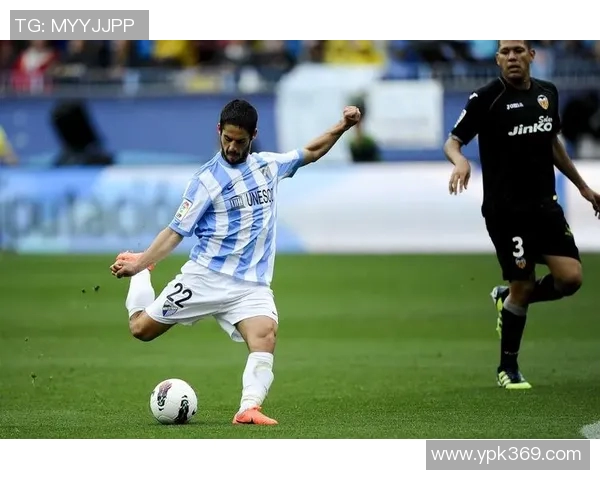 埃及足球明星盘点:从传奇到新星的辉煌历程与成就分析 埃及足球明星盘点:从传奇到新星的辉煌历程与成就分析