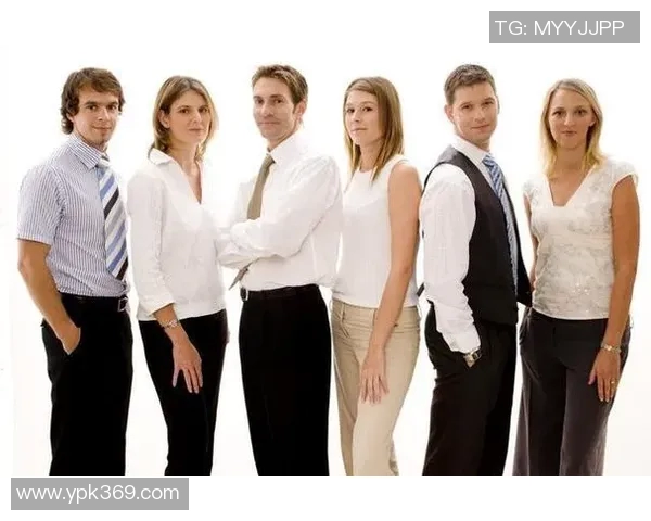 广州足球队在世界杯中的团队协作表现分析与启示 广州足球队在世界杯中的团队协作表现分析与启示